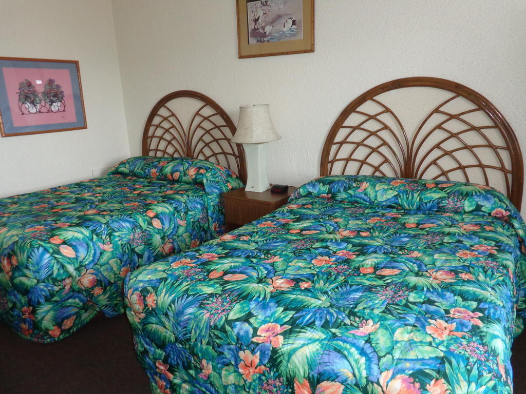 Fountain Motel Wildwood Room photo